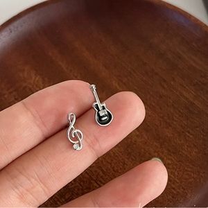 S925 Guitar and music notation earrings